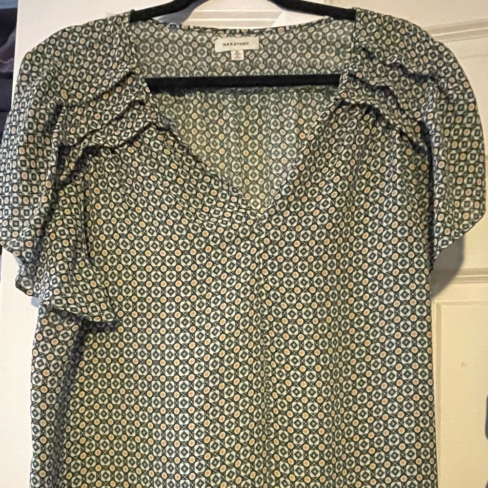 Green blouse